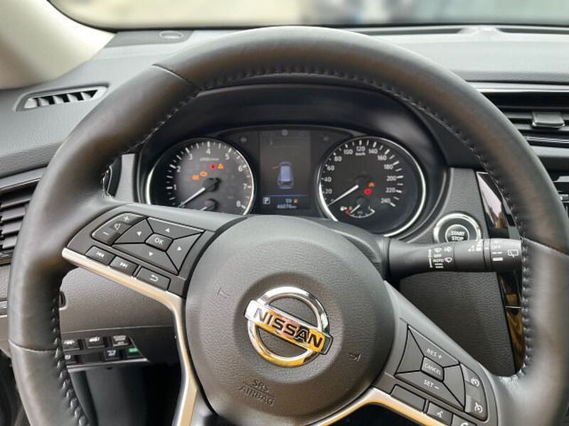 Nissan X-Trail N-Connecta, NAVI