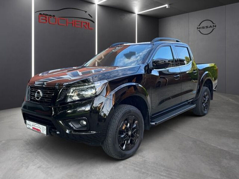 Nissan Navara NP300 N-Guard Double Cab 4x4