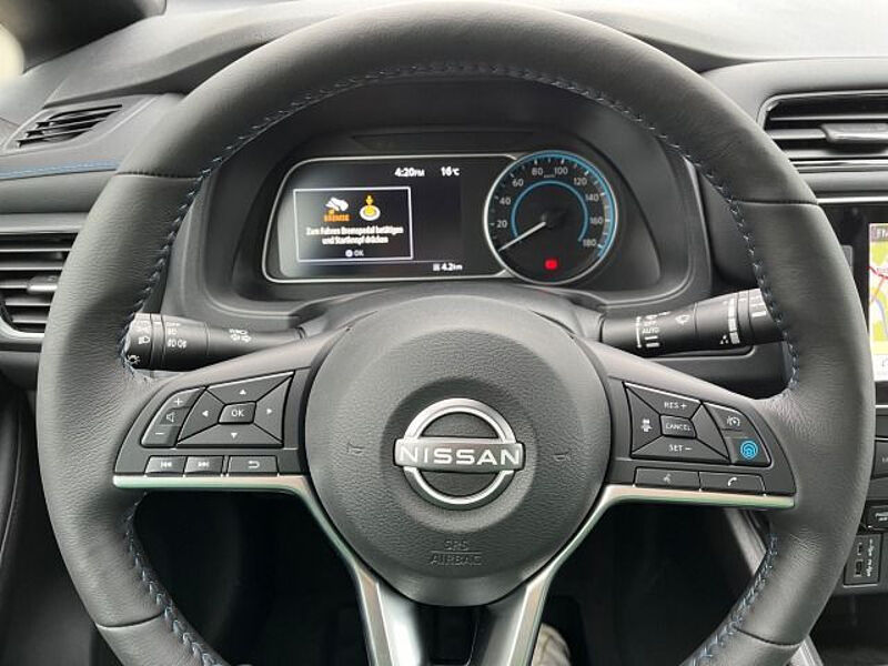 Nissan Leaf N-Connecta 39 kWh, Winterpaket, 360° Kam.