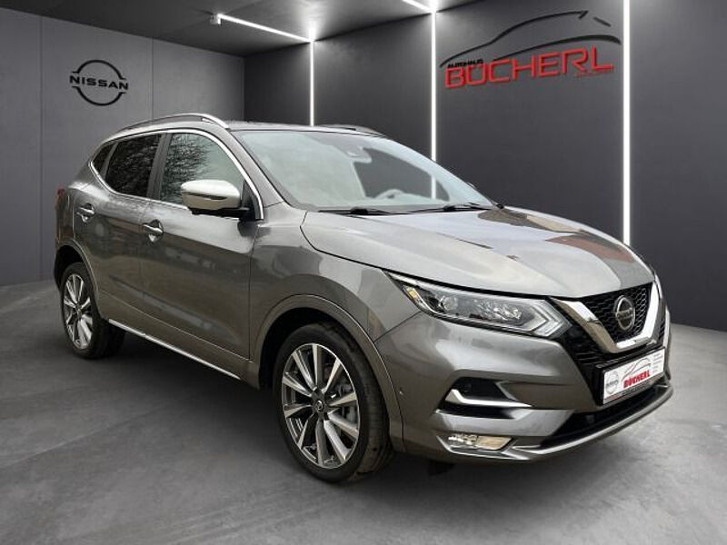 Nissan Qashqai Tekna+, 4x4, SHZ, AHK, PANO, 360° Kam