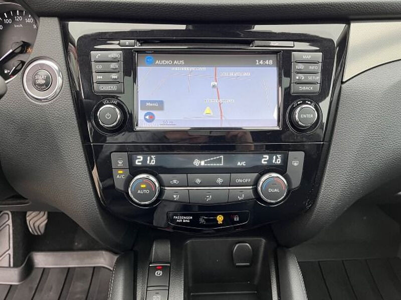 Nissan Qashqai N-Connecta, 360° KAM. , PANO, NAVI, KLIMA