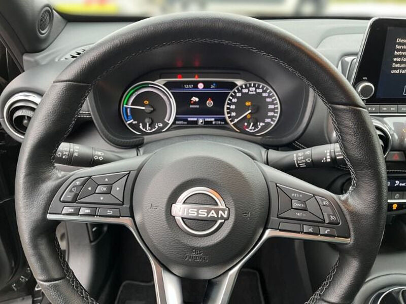 Nissan Juke N-Connecta 1.6 Hybrid, NAVI, R-Kamera, SHZ